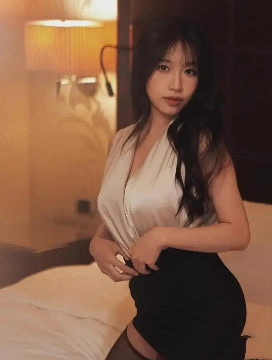 《小凤新婚》全集完整版在线免费放送-苏畅艾熙双人演绎-高清直链秒播放无删减-小凤新婚无套路免费观看